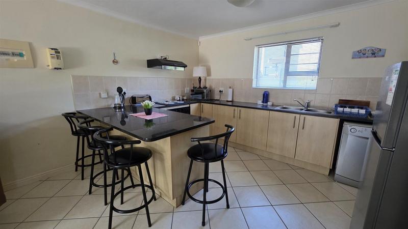 2 Bedroom Property for Sale in Hartenbos Western Cape